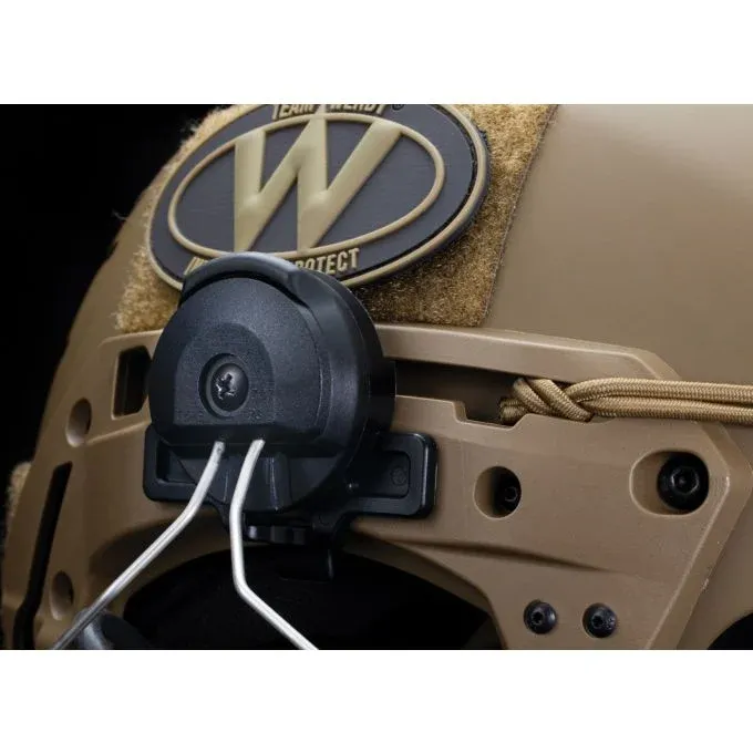 exfil_carbon_rail_2_qr_peltor_adapter_shockcord_closeup.webp